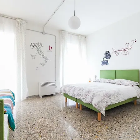 Vino E Vinili Panzió *